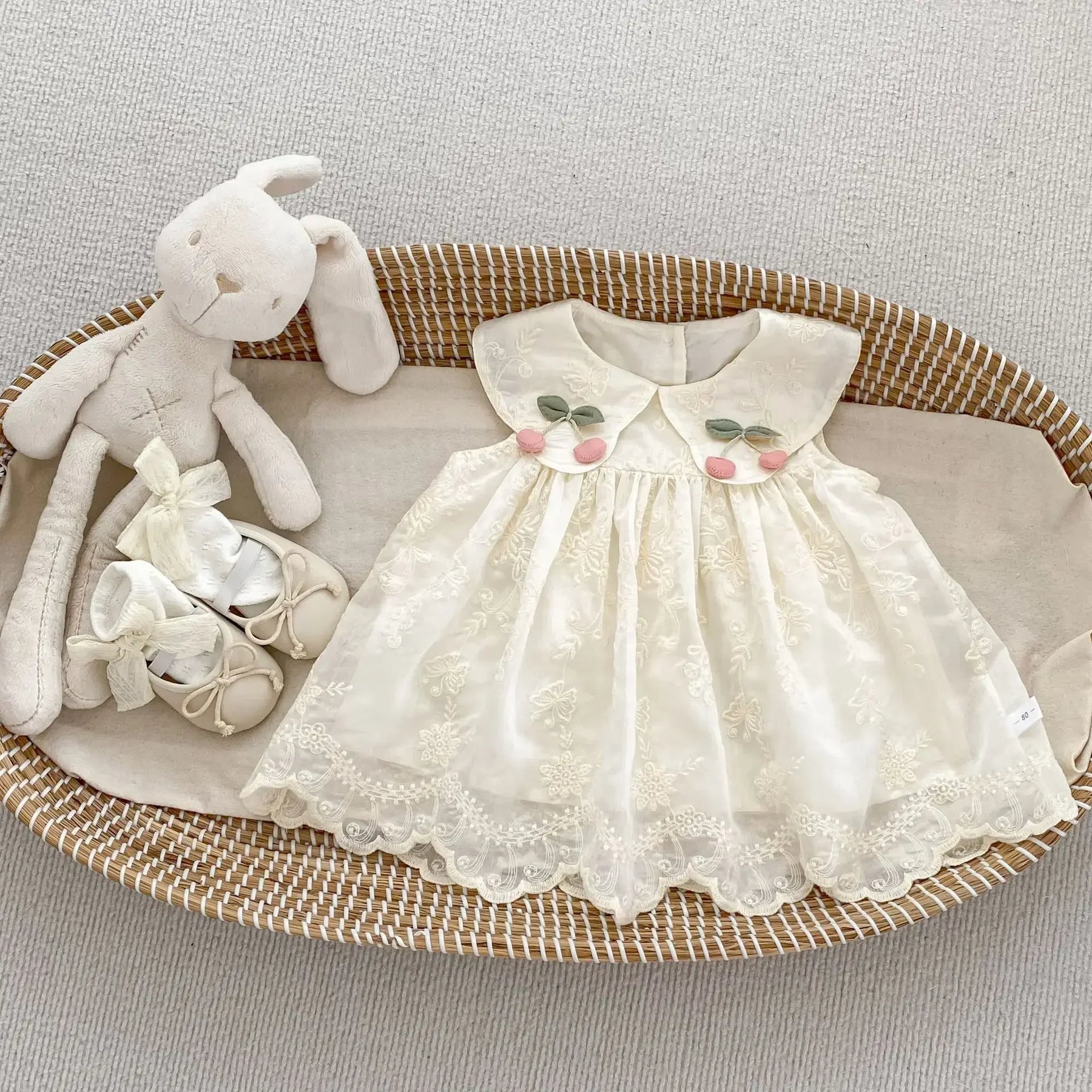 Vestido de Bebê Delicado Cereja