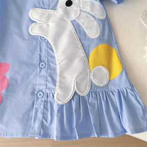 Vestido de Bebê Xadrez Azul com Aplique de Coelhinho