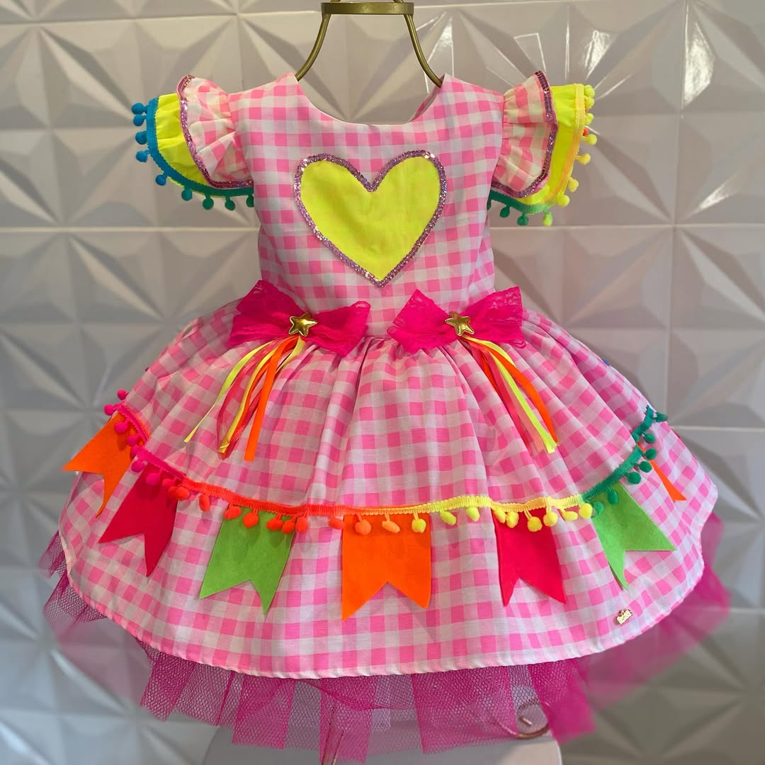 Vestido Infantil Festa Junina Bandeirinhas Xadrez Rosa